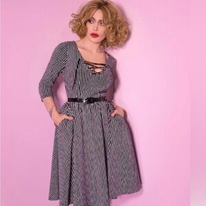 Vixen- size XL- NWT-Miss Kitty- striped swing dress. Pockets, laces.